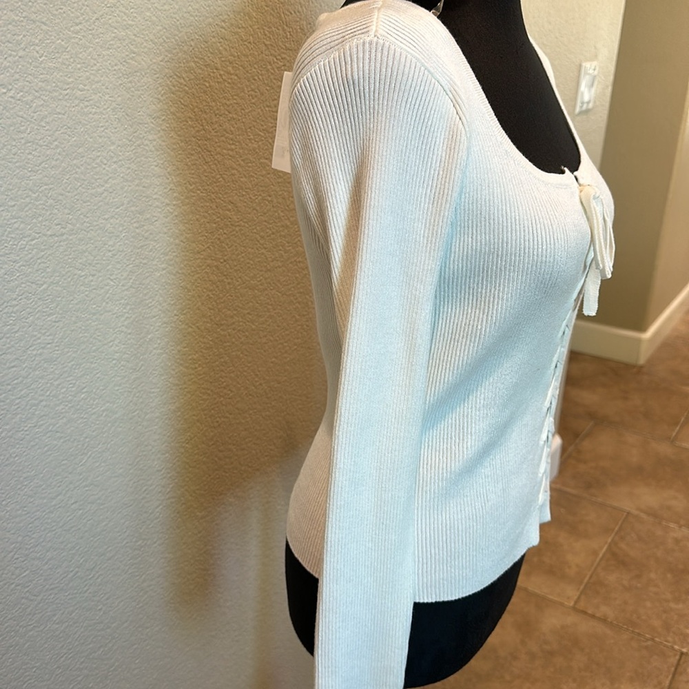 New Ivory Lace Up Sweater - Picture 4 of 7